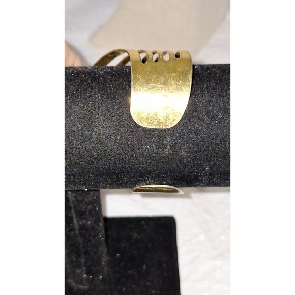 A Vintage Thierry Mugler Gold Tone Banded Cuff Bracelet Wavy Layered Elegant - Picture 4 of 6